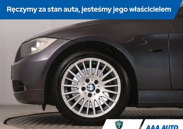 BMW Seria 3 cena 21000 przebieg: 269211, rok produkcji 2006 z Zaklików małe 254